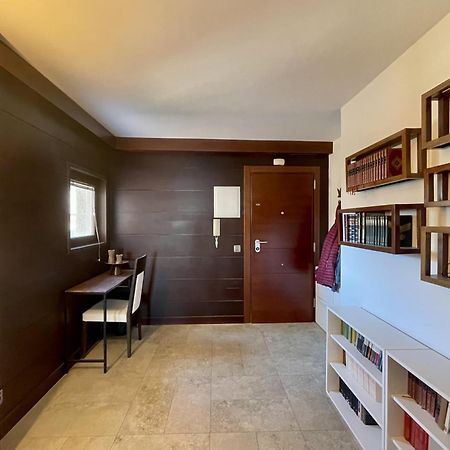Exclusive Beachfront Apartment Torremolinos - Pool - Paddle - Tenis - Wifi - Central Aircon Esterno foto